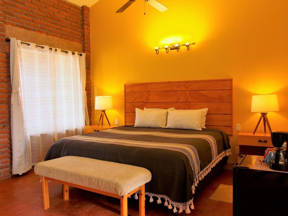 Casa Mayoral B&B Pet Friendly 瓜达鲁佩镇 外观 照片